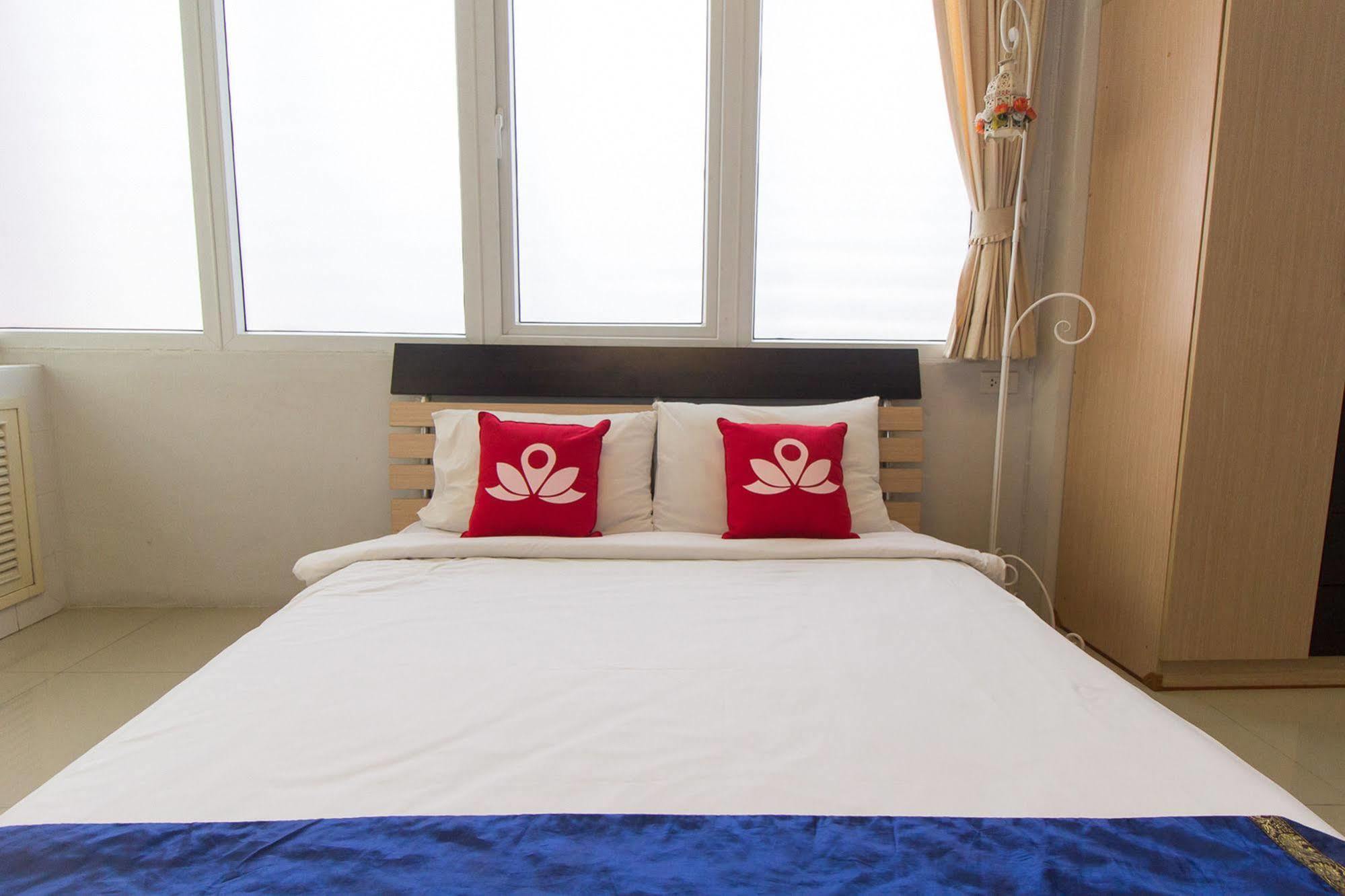 Zen Rooms Damrongrak Road Bangkok Dış mekan fotoğraf